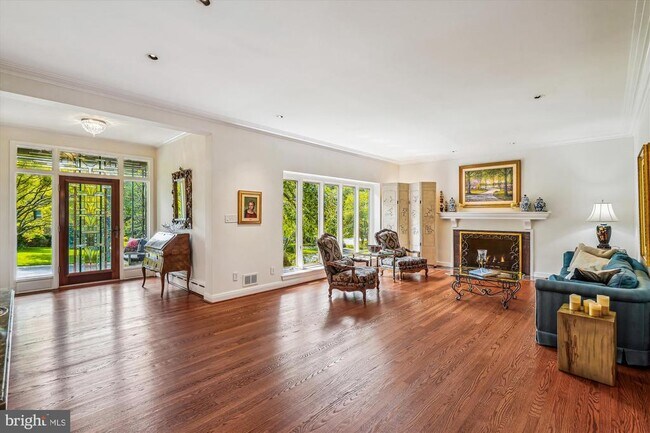 Building Photo - 6623 Radnor Rd