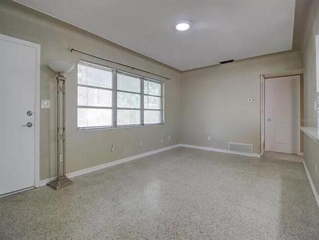 Foto del edificio - 5286 28th Ave N