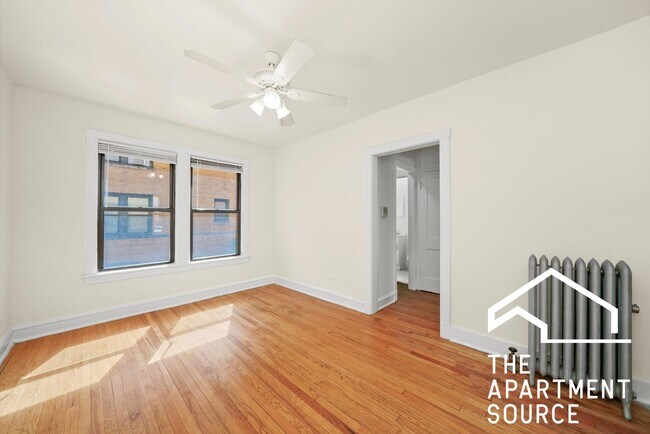 Foto del edificio - 2651 N Spaulding Ave