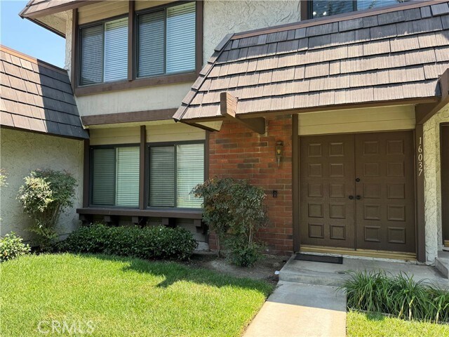 Foto del edificio - 16037 Sugarpine Ln