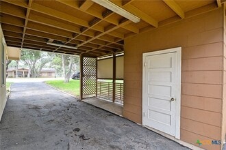 Building Photo - 1190 Fredericksburg Rd