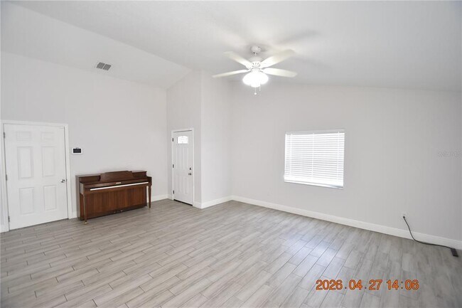 Foto del edificio - 9304 N 20th St