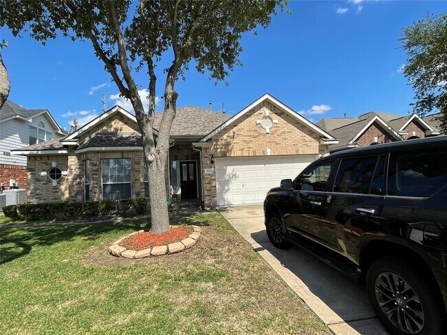 Foto del edificio - 5934 Heathmoor Ln