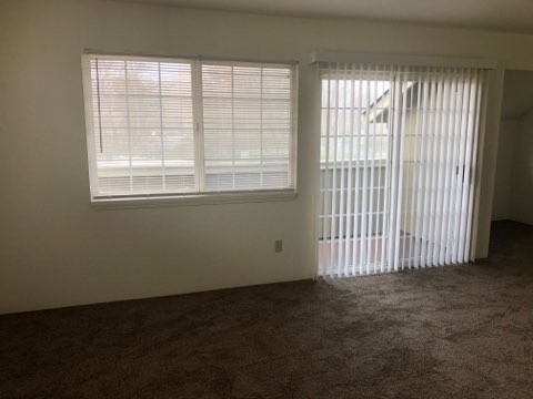 Foto del edificio - 2149 NW Heidi Ln