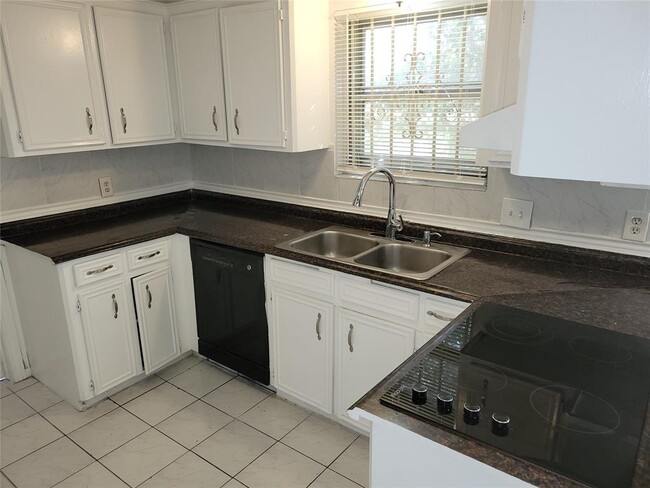 Foto del edificio - 4350 Bugle Rd