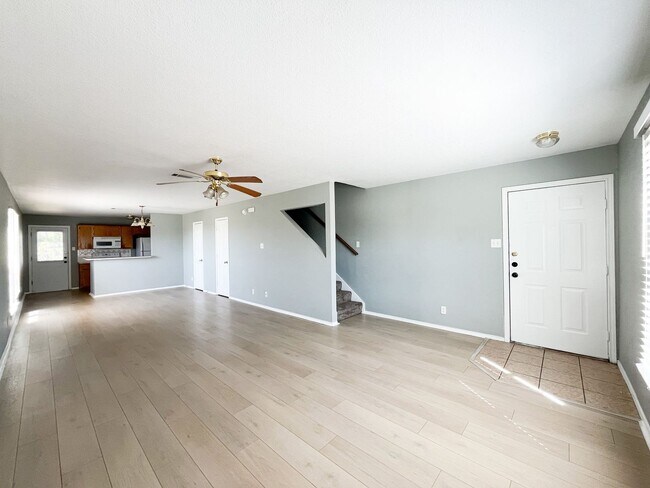 Building Photo - 5701 Allstar Ct