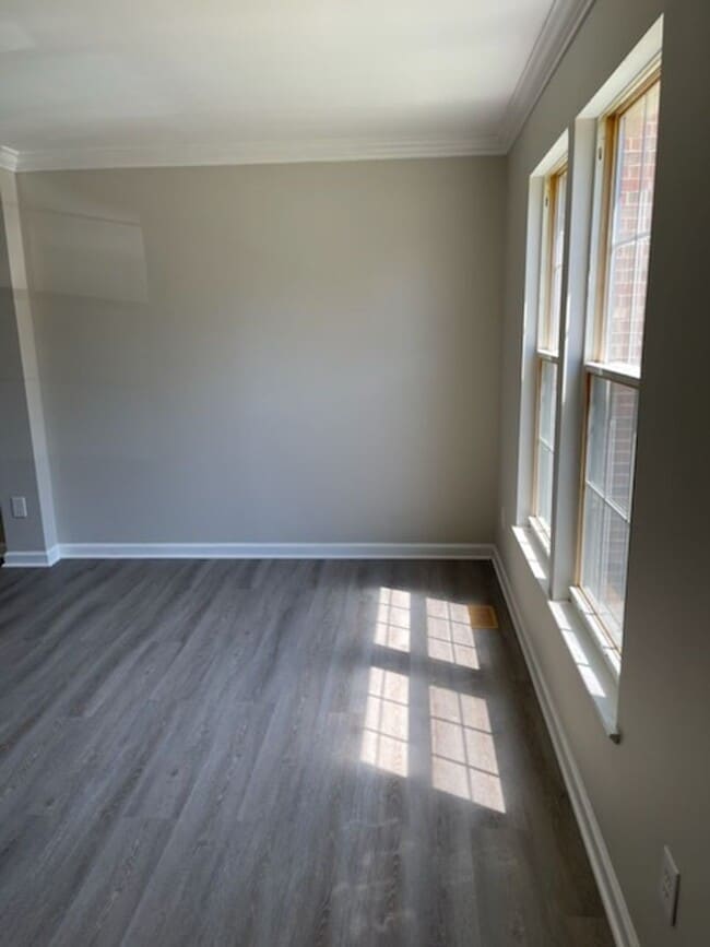 Building Photo - 12876 Silvia Loop