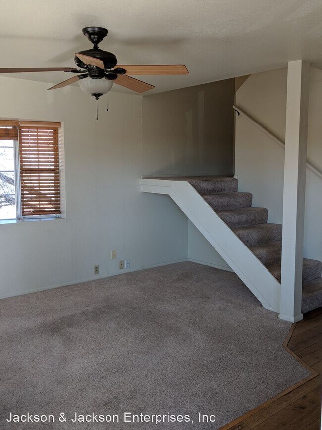 Building Photo - 3 br, 2 bath House - 1000 Beaver Street Un...