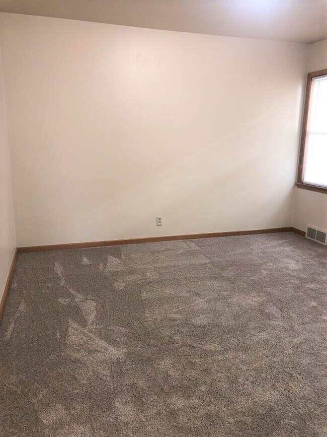 Foto del edificio - 800 W 23rd St