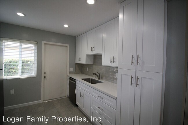 Foto del edificio - 1219-1225 Thomas Ave