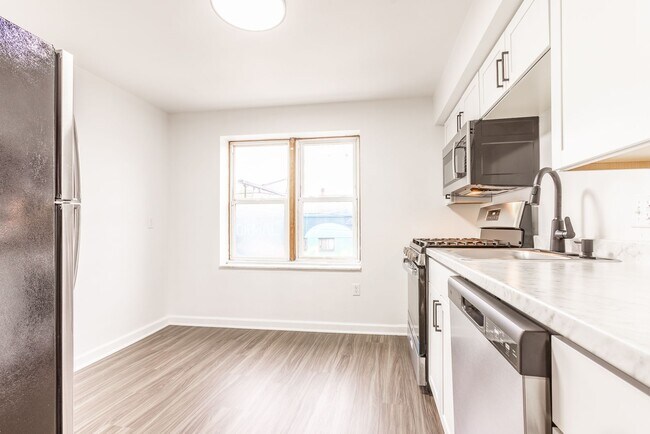 Foto del edificio - 601 E Warrington Ave