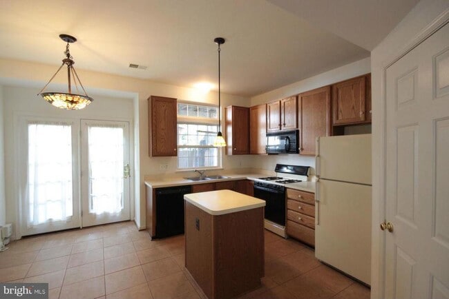 Building Photo - 4312 Mallory Hill Ln