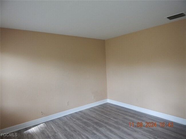 Building Photo - 210 Charlotte Ave