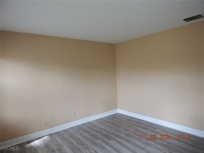 Building Photo - 210 Charlotte Ave