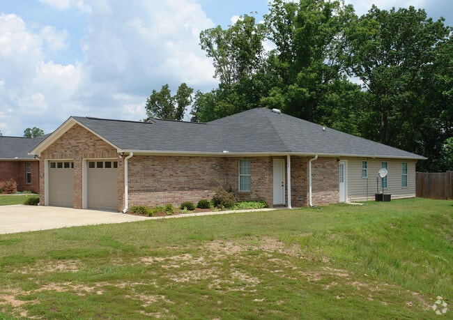 Building Photo - Tallapoosa Manor