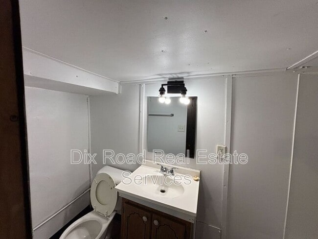 Foto del edificio - 724 East Ave