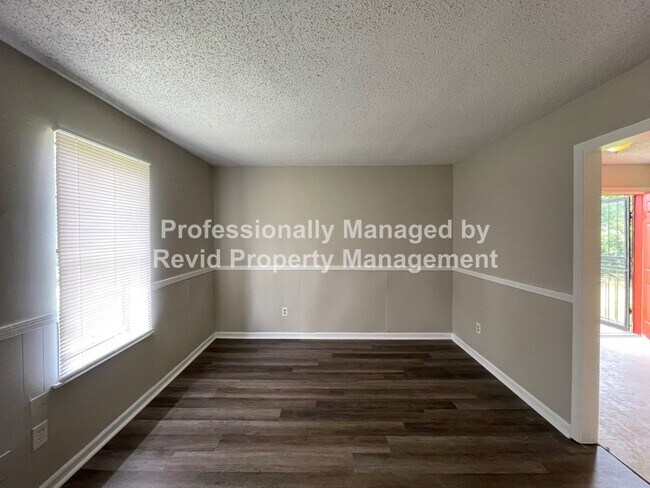 Foto del edificio - Charming 3 Bedroom Home!