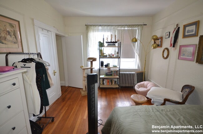 Building Photo - 66 Chiswick Rd