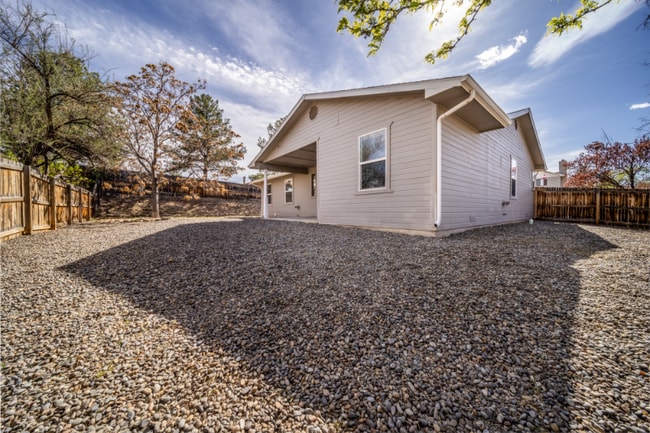 Photo - 198 Rincon Dr House