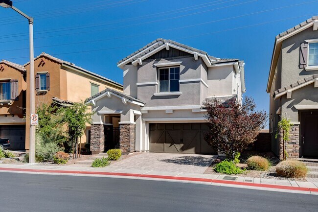 Foto del edificio - Near Downtown Summerlin! View of LV Strip!...