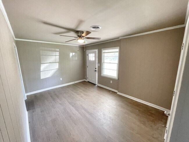 Foto del edificio - Newly Renovated Home!