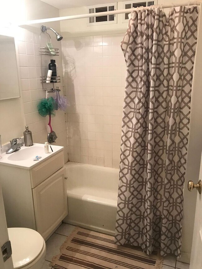 Foto del edificio - 85 Brighton Ave