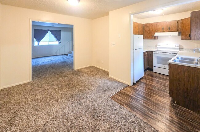 Foto del edificio - 1001 Flanders Ln NW