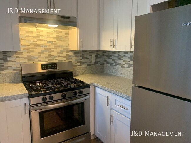 Foto del edificio - 2664 Magnolia Ave