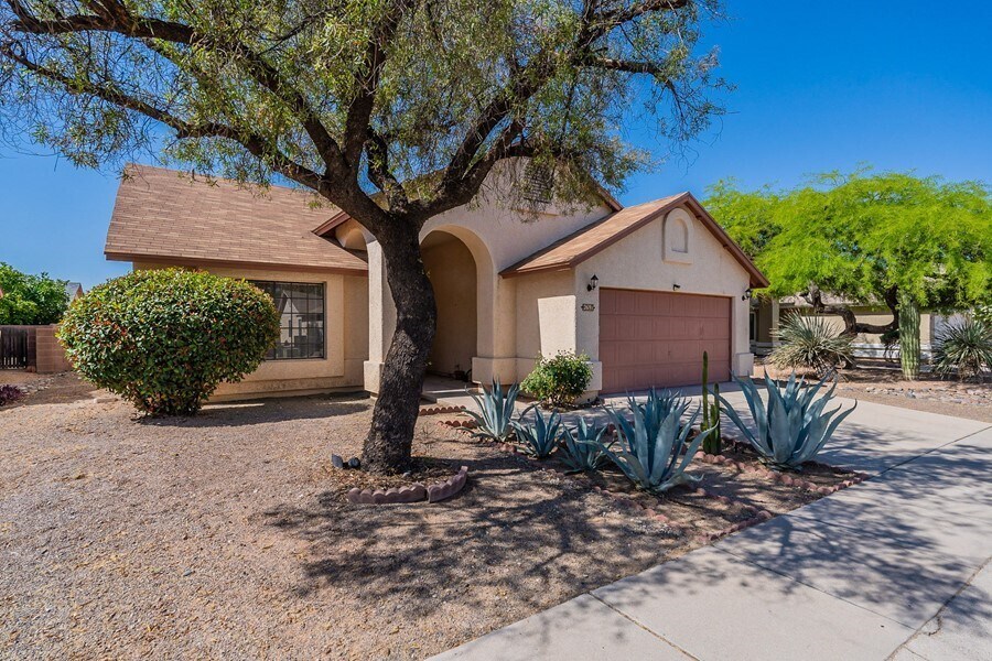 2691 W Camino Llano, Tucson, AZ 85742 House Rental in Tucson, AZ