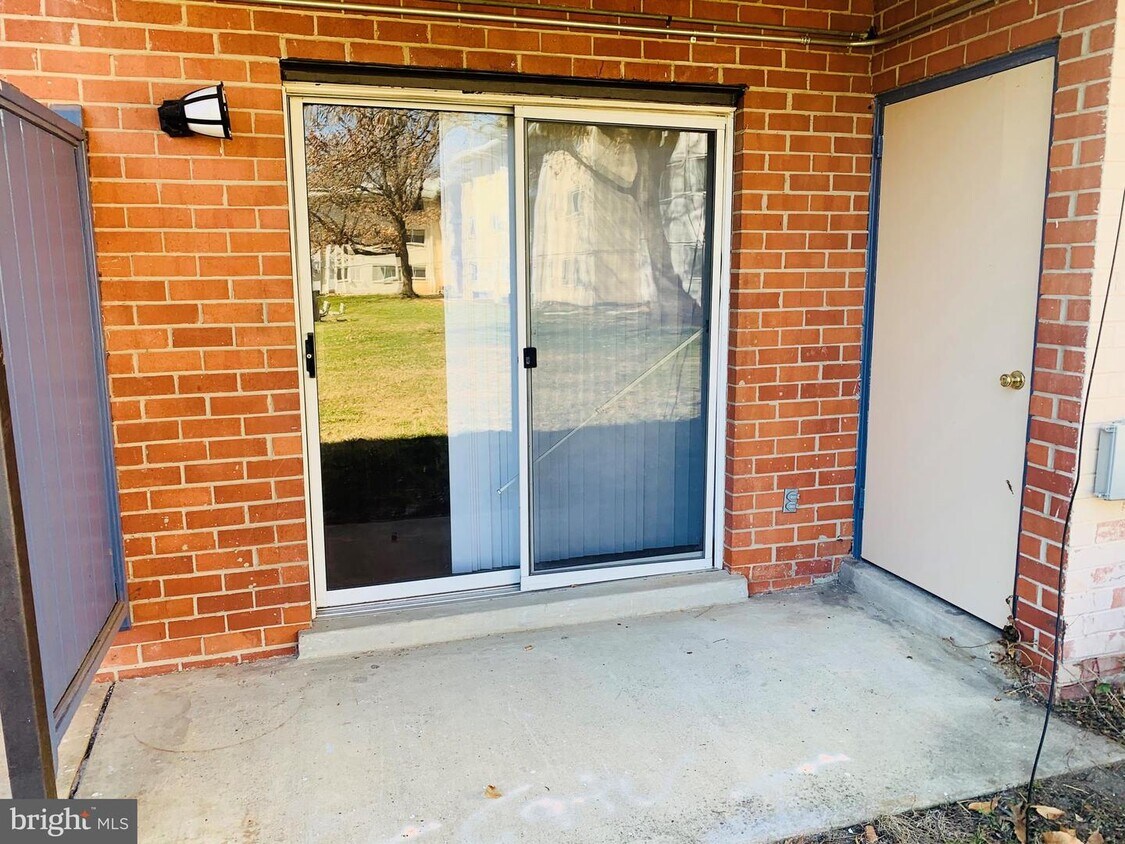 11318 Cherry Hill Rd Unit 102, Beltsville, MD 20705 Condo for Rent in