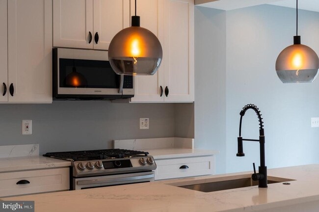 Foto del edificio - 706 Longfellow St NW