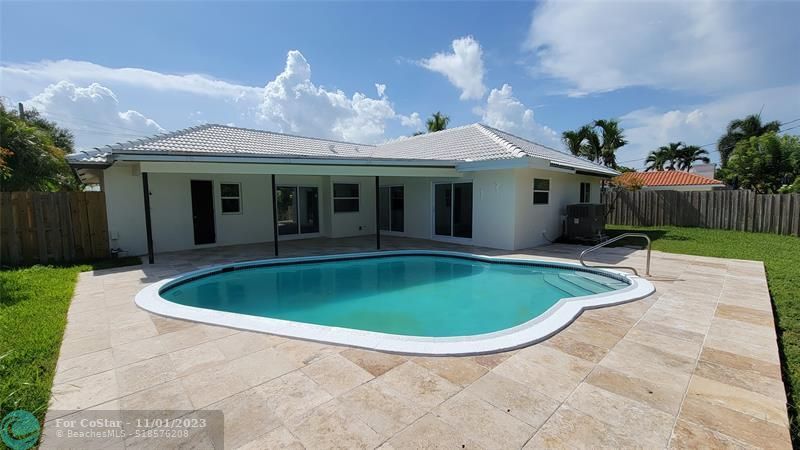 Foto principal - 400 SW 9th Ave