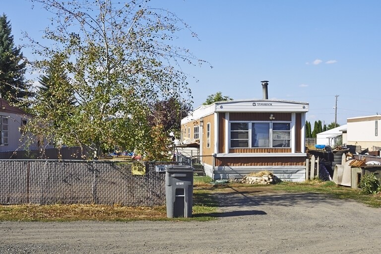 Primary Photo - 12515 W Frank St