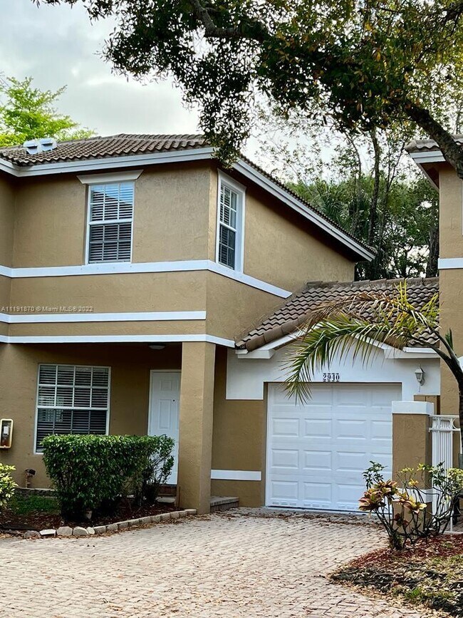 Building Photo - 2940 NW 99th Ter