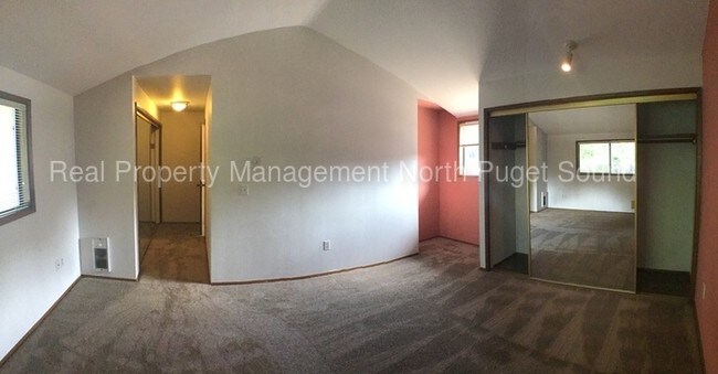 Building Photo - 12229 100th Ave NE