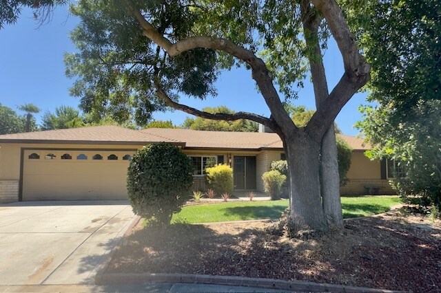 Foto del edificio - 3413 Shelley Ct