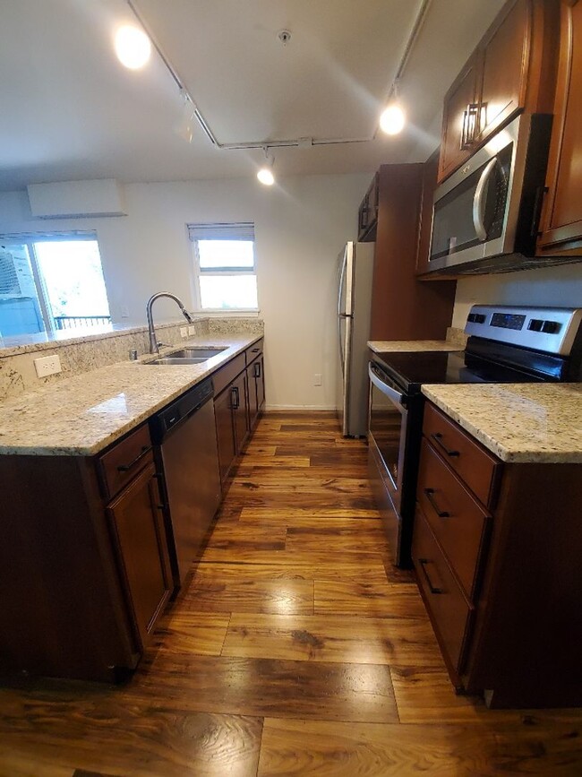 Interior Photo - Kendal Court