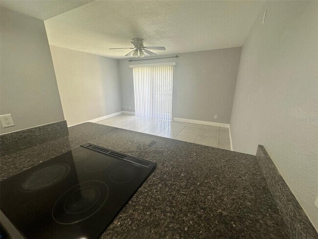 Foto del edificio - 5820 N Church Ave