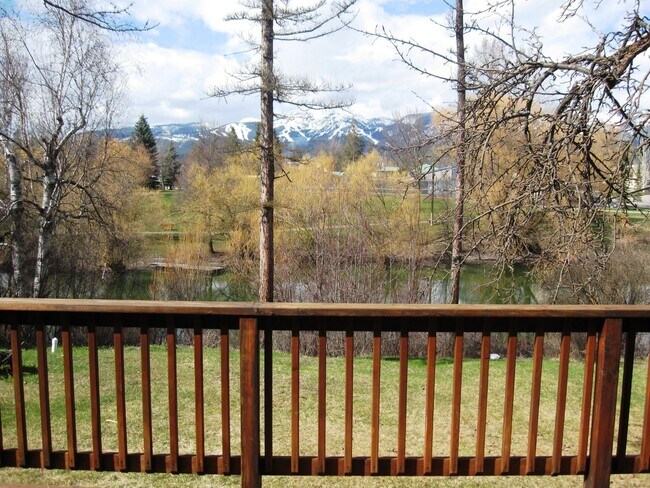 Building Photo - Whitefish River Duplex