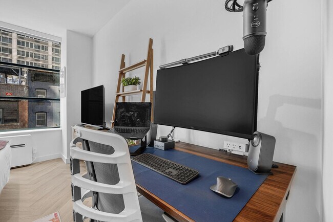 Foto del edificio - 980 6th Ave