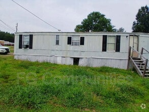 Building Photo - 125 David Dr