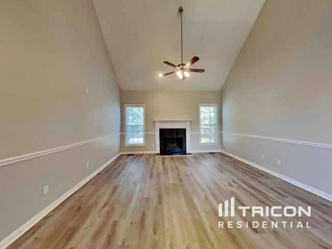 Foto del edificio - 105 Crooked Creek Ct