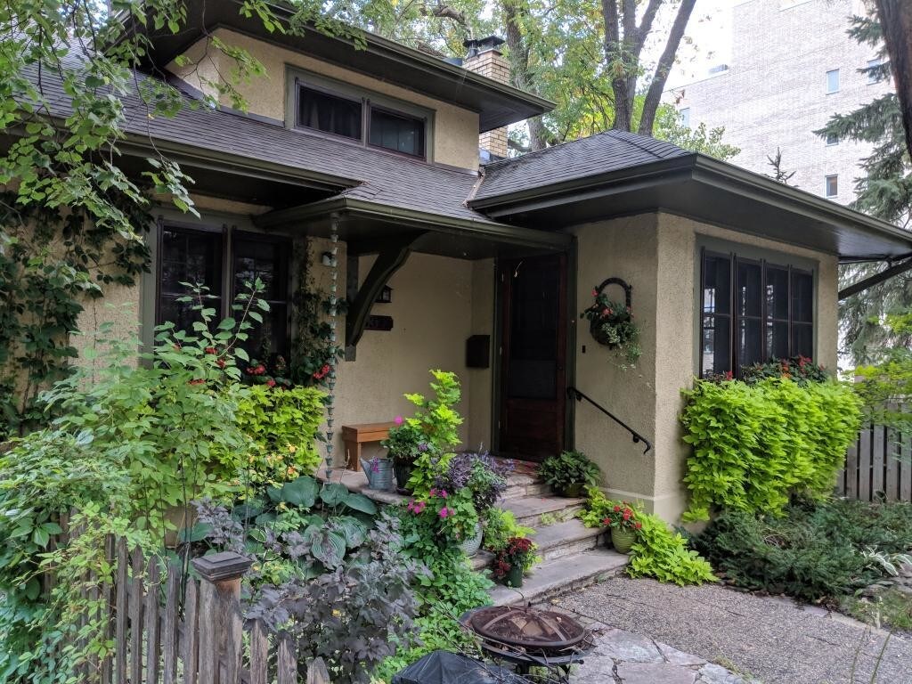 Foto principal - 3322 W 32nd St