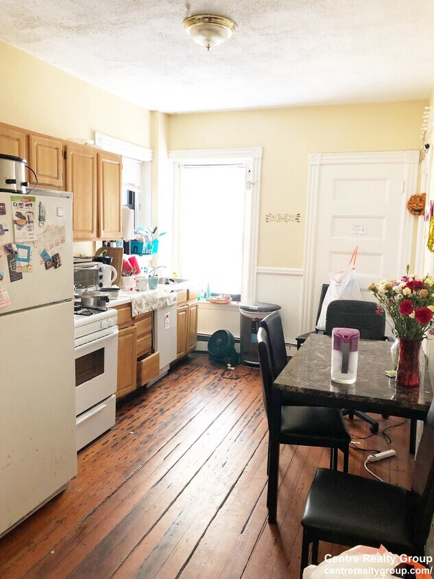 Primary Photo - 1512 Tremont St