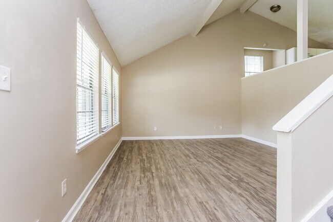 Foto del edificio - 900 Turtle Bend Ln