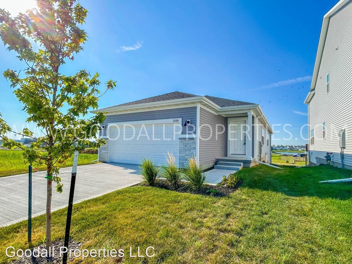 Primary Photo - 3 br, 3 bath House - 1100 NW Yorktown Dr