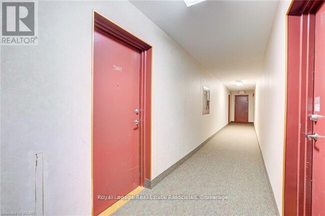 Building Photo - 1100 Courtland Ave E