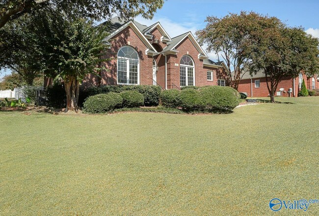 Building Photo - 117 Thomas Woods Ct