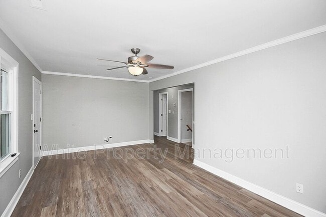 Foto del edificio - 604 Westwood Cir