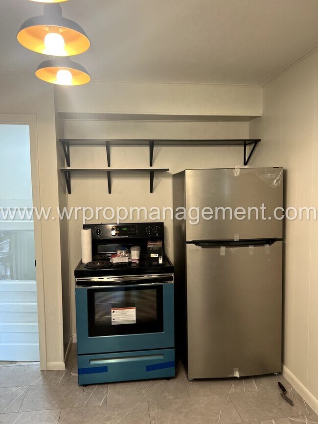 Foto del edificio - 3 Bed 1 Bath Home in Lambertville Availabl...